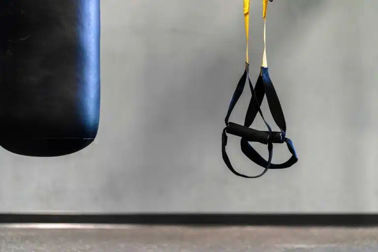 decouvrir et s entrainer avec le trx le guide complet 2025 pour debuter 1