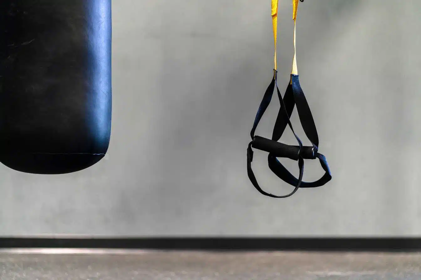 decouvrir et s entrainer avec le trx le guide complet 2025 pour debuter 1